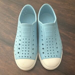 Native Kids Shoes - Light Blue and White